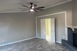 2125 Kings Rd, Carrollton, TX 75007 - Photo 4