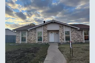 2125 Kings Road, Carrollton, TX 75007 - Photo 2