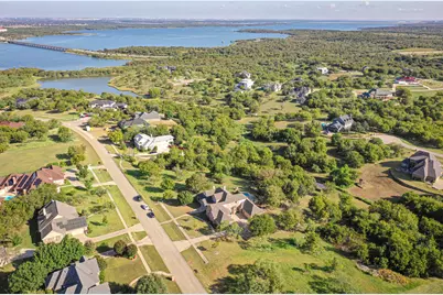 811 Mallard Pointe Drive, Grand Prairie, TX 75104 - Photo 38