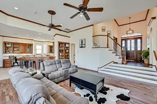 811 Mallard Pointe Dr, Grand Prairie, TX 75104 - Photo 22