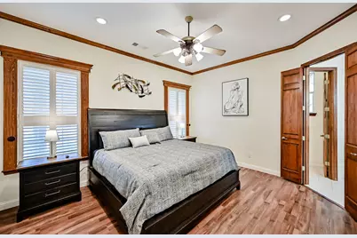 811 Mallard Pointe Drive, Grand Prairie, TX 75104 - Photo 8