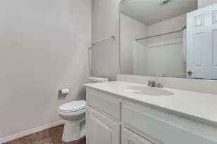 8169 Whitney Ln, Fort Worth, TX 76120 - Photo 22