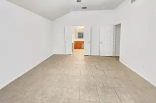 2601 Crestwood Dr, Burleson, TX 76028 - Photo 4