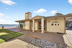 500 Waters Edge Dr, Lake Dallas, TX 75065 - Photo 32