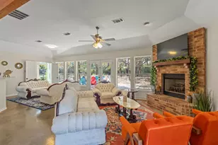 1522 Oakwood Dr, Denton, TX 76205 - Photo 12