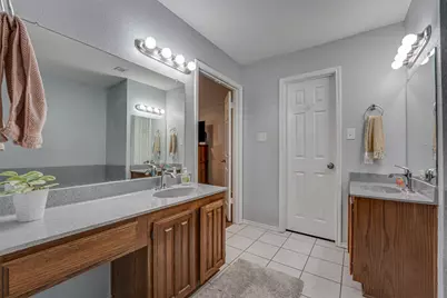 210 Wilshire Drive, Glenn Heights, TX 75154 - Photo 24