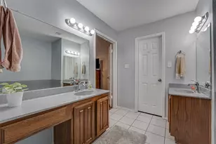 210 Wilshire Dr, Glenn Heights, TX 75154 - Photo 24