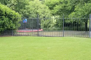 1016 Cove Meadow Ct, Grand Prairie, TX 75104 - Photo 22