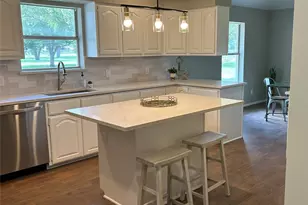 224 Lake By Dr, Seven Points, TX 75143 - Photo 6