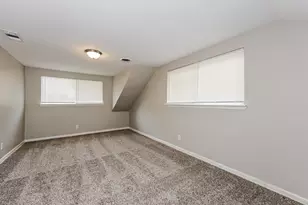 902 Poinsettia Dr, Lancaster, TX 75146 - Photo 8