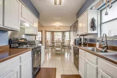 516 Clover Drive, Saginaw, TX 76179 - Photo 10