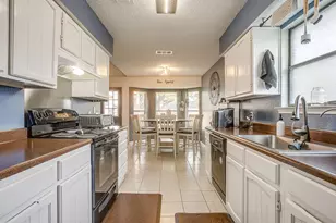 516 Clover Dr, Saginaw, TX 76179 - Photo 10