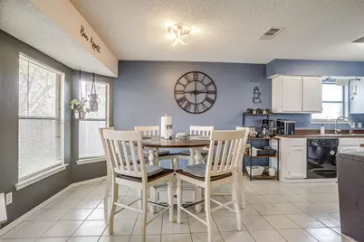 516 Clover Drive, Saginaw, TX 76179 - Photo 8