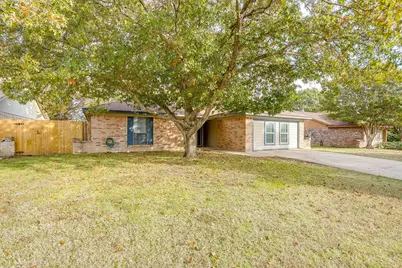 516 Clover Drive, Saginaw, TX 76179 - Photo 38