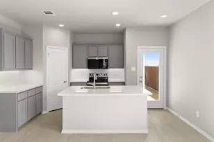 8224 Kingfisher Rd, Aubrey, TX 76227 - Photo 4