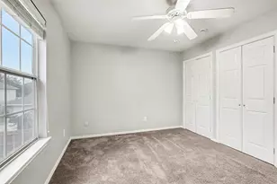 1417 Hamburg St, Dallas, TX 75215 - Photo 12
