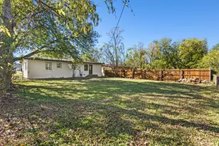 1825 Martin Luther Dr, Arlington, TX 76010 - Photo 22