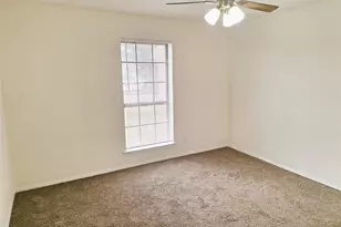 628 Edwards Dr, Saginaw, TX 76179 - Photo 10