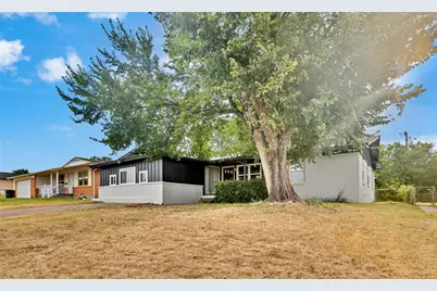 4208 Huckleberry Circle, Dallas, TX 75216 - Photo 4