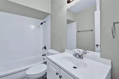 4208 Huckleberry Circle, Dallas, TX 75216 - Photo 18