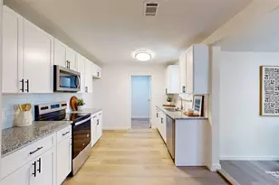 1505 Marlee Ln, Arlington, TX 76014 - Photo 12