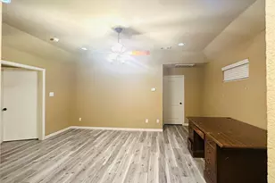 9129 Nob Hill Dr, North Richland Hills, TX 76182 - Photo 14