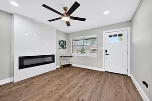 604 E Summit St, Sherman, TX 75090 - Photo 6