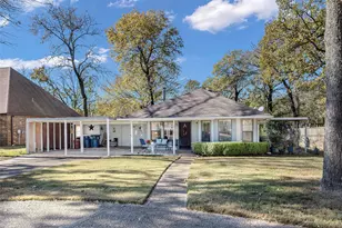 119 Camino Robles St, Gun Barrel City, TX 75156 - Photo 2