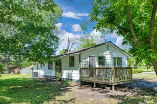 103 Ivy St, Goodlow, TX 75144 - Photo 30