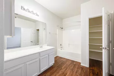 7500 Lazy Spur Boulevard, Fort Worth, TX 76131 - Photo 20
