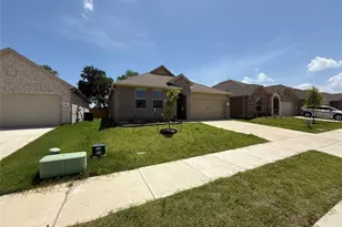 936 Longleaf Ln, Princeton, TX 75407 - Photo 2