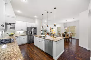 2242 Legacy Trail, Irving, TX 75063 - Photo 6