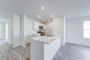 845 Eagles Nest Dr, Cleburne, TX 76031 - Photo 8