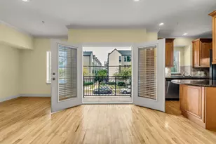 2203 N Carroll Ave, Dallas, TX 75204 - Photo 12