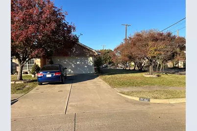 1327 Trula Lane, Irving, TX 75060 - Photo 2