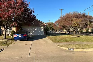 1327 Trula Ln, Irving, TX 75060 - Photo 2