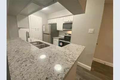 1310 Harwell Drive #4721, Arlington, TX 76011 - Photo 4