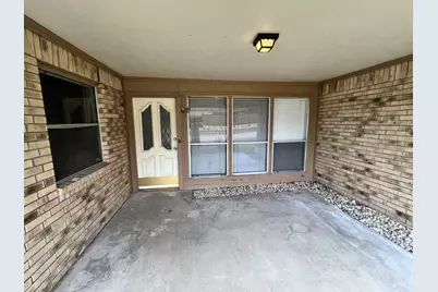 2029 Springwood Place #B, Carrollton, TX 75006 - Photo 2