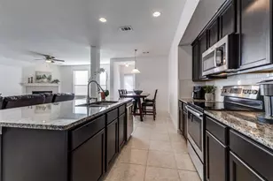 1718 Long Meadow Rd, Wylie, TX 75098 - Photo 4