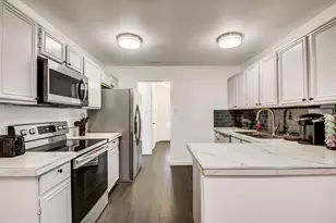 4233 Glen Ridge Dr, Arlington, TX 76016 - Photo 12