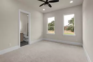 2300 Candlestick Dr, Granbury, TX 76049 - Photo 24