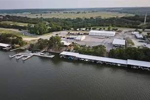2300 Candlestick Dr, Granbury, TX 76049 - Photo 36