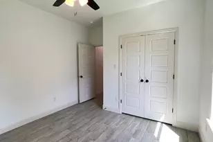 2512 San Gabriel Dr, Granbury, TX 76048 - Photo 14