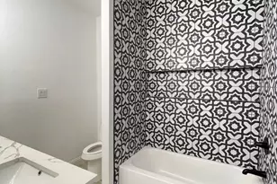 2512 San Gabriel Dr, Granbury, TX 76048 - Photo 16