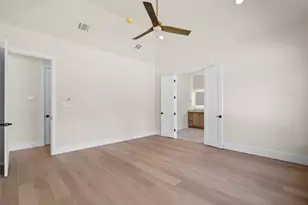 2416 Candlestick Dr, Granbury, TX 76049 - Photo 18