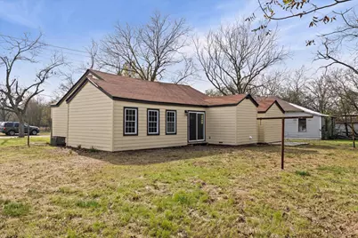711 E Cowan Avenue, Mart, TX 76664 - Photo 14