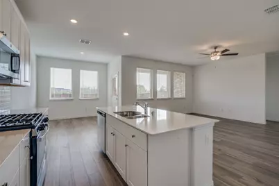 4001 Kaufman Court, Little Elm, TX 75068 - Photo 12