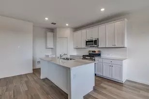 4001 Kaufman Ct, Little Elm, TX 75068 - Photo 8