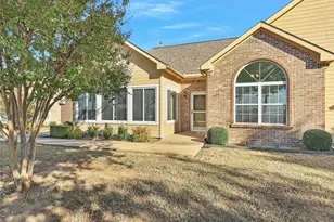 2601 Marsh Ln, Plano, TX 75093 - Photo 2