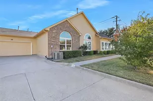 2601 Marsh Ln, Plano, TX 75093 - Photo 28